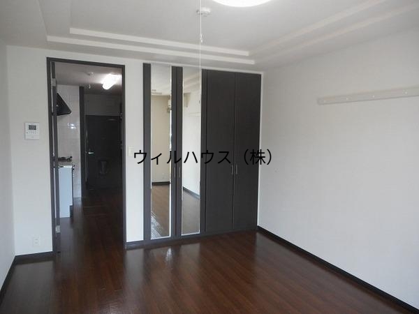 居室・リビング　フローリング！