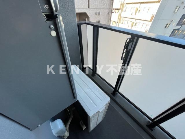 バルコニー　陽当たり良好なバルコニーです