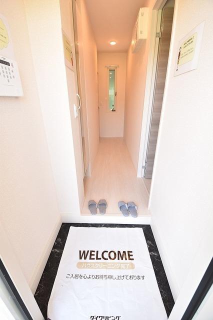 玄関　玄関も清潔感があって綺麗です♪