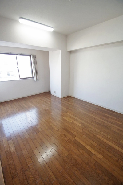 居室・リビング　１０帖のＬＤＫ！