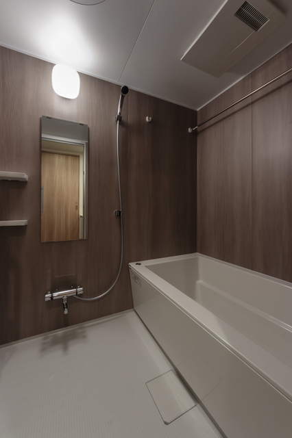 バス・シャワールーム　※写真は同タイプ住戸です。