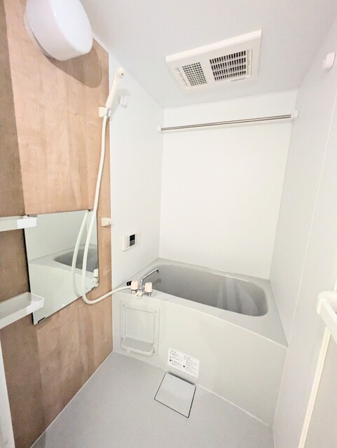 バス・シャワールーム　浴室