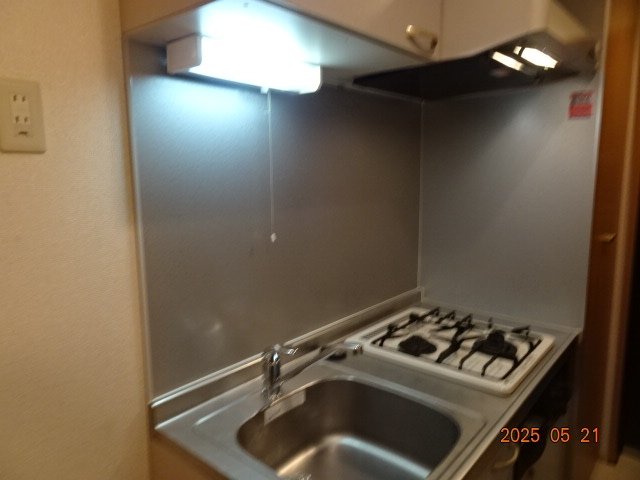 キッチン　システムキッチン（2口ガスコンロ・グリル付）