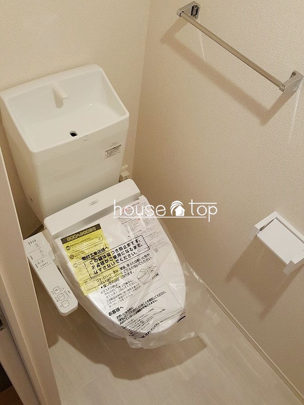 トイレ　ウォシュレット付き！