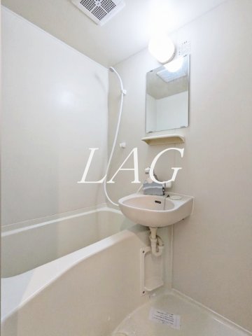 バス・シャワールーム　お風呂です。