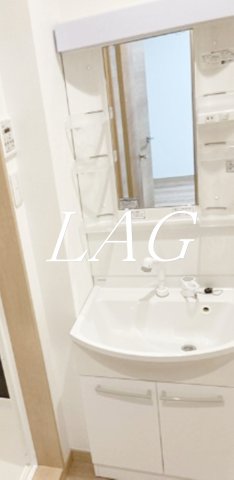 洗面設備　独立洗面台です。