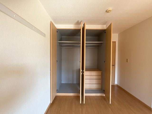 収納　クローゼット