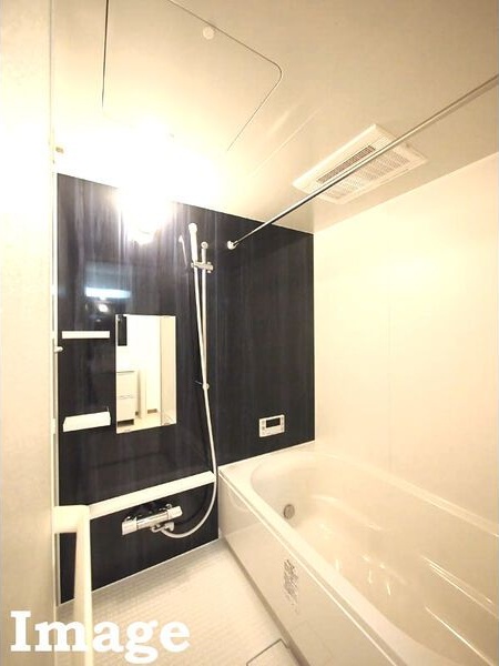 バス・シャワールーム　落ち着いた空間のお風呂です