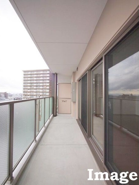 バルコニー　落ち着いた時間を過ごせるバルコニーです