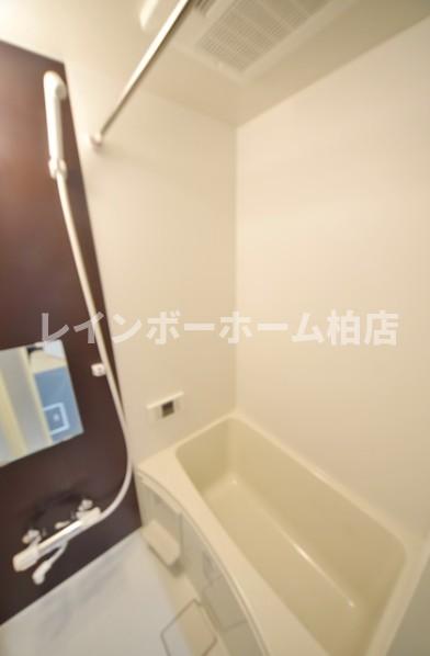 バス・シャワールーム　日々の疲れを癒すお風呂付です