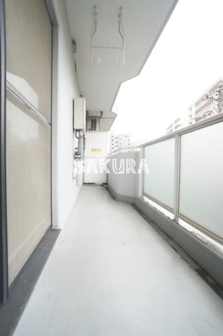 バルコニー　便利で嬉しいバルコニー付きです♪