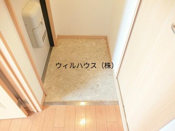 玄関　シューズボックスあり！