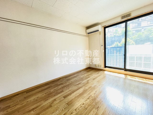 居室・リビング　写真は別部屋参考写真★