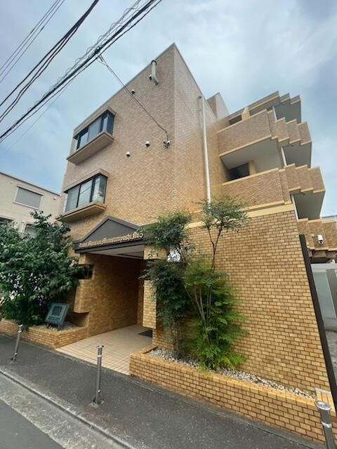 建物外観　【リノベーション工事実施済！】住環境良好おすすめ物件♪