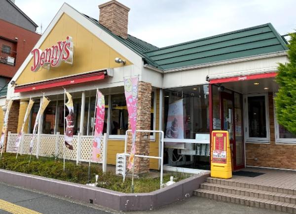 飲食店　デニーズ高津店（飲食店）まで750m