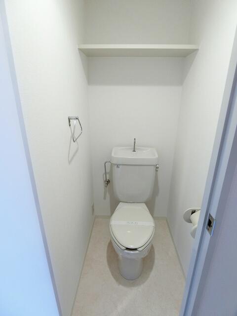 トイレ　トイレもきれいです