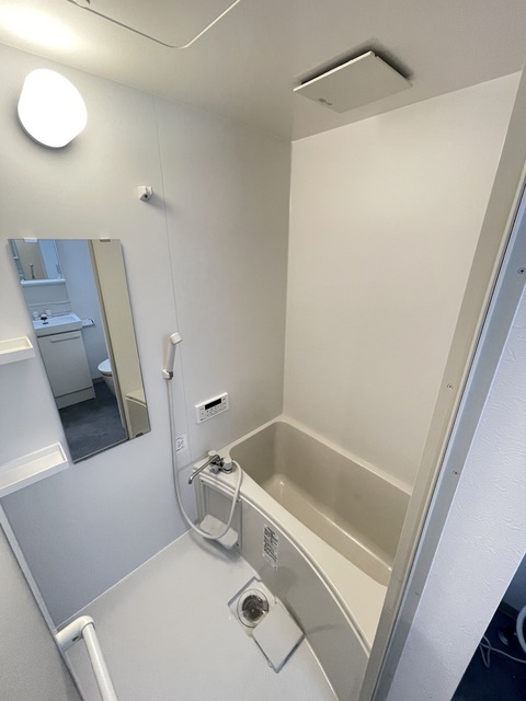 バス・シャワールーム　別部屋参考写真です