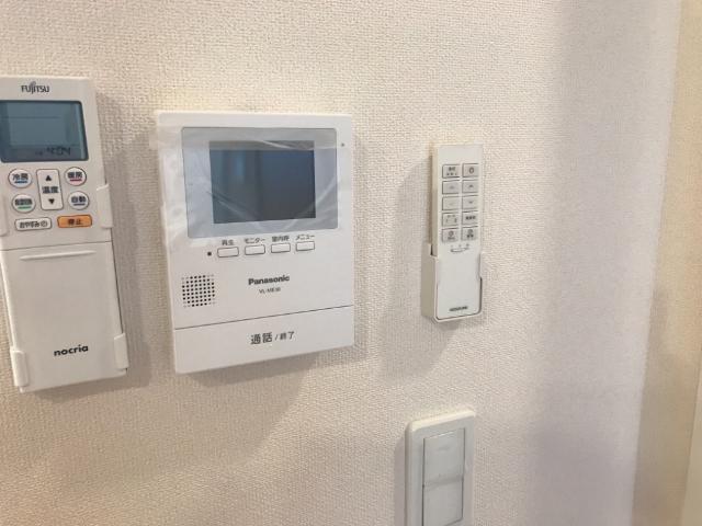 セキュリティ　カメラ付インターホン