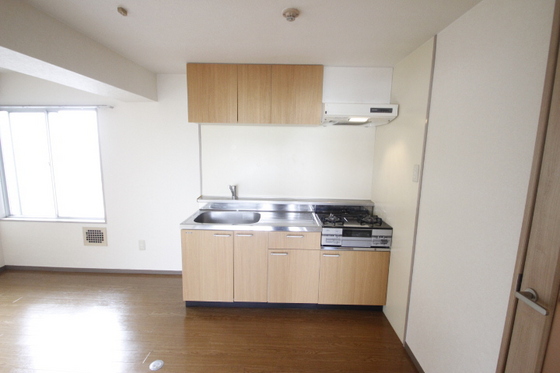 キッチン　※別部屋の写真です
