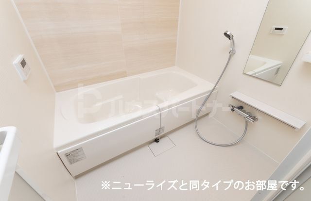 バス・シャワールーム　※同施工会社施工例※