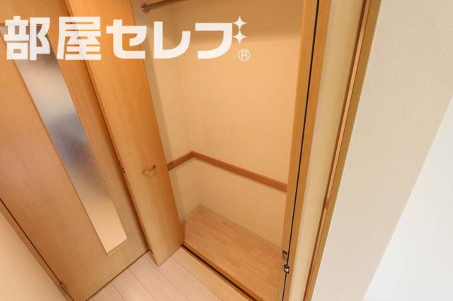 収納　２０１号室の写真になります。