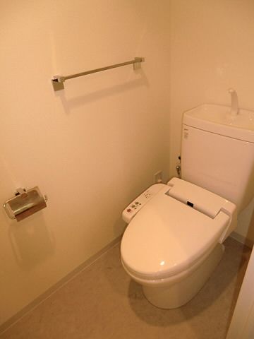 トイレ　別部屋参考写真