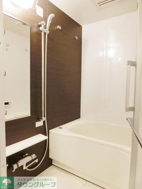 バス・シャワールーム　※写真は同タイプ住戸です。
