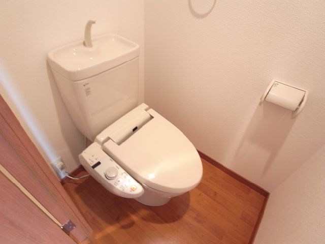 トイレ　トイレ