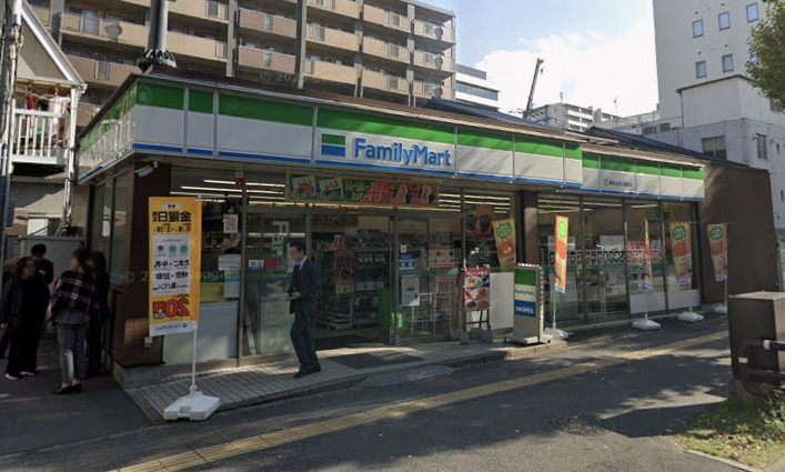コンビニ　ファミリーマート 博多住吉公園前店（コンビニ）まで145m