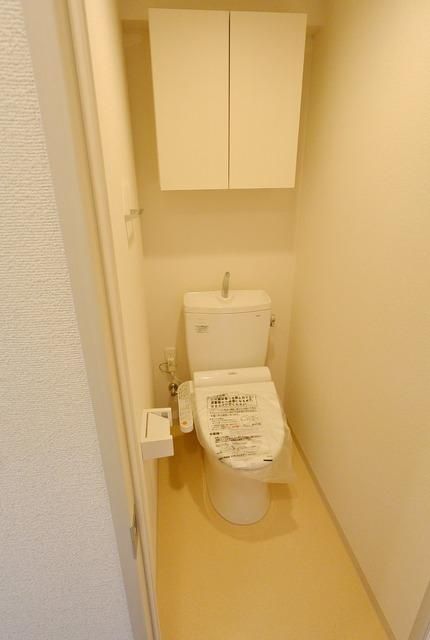 トイレ　★ウォシュレット付のトイレスペースです★