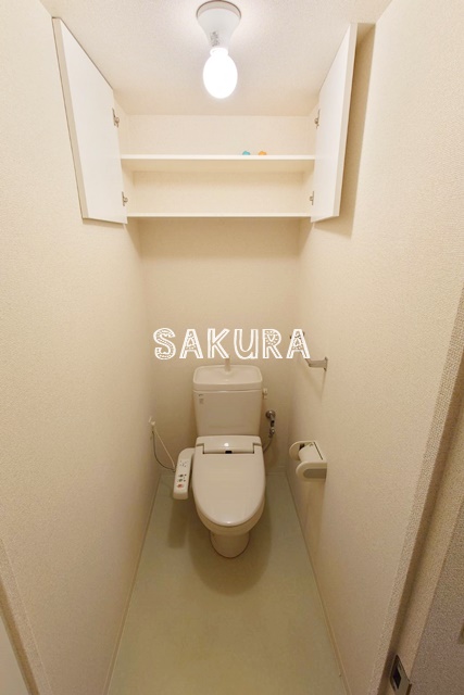 トイレ　嬉しい温水洗浄便座♪