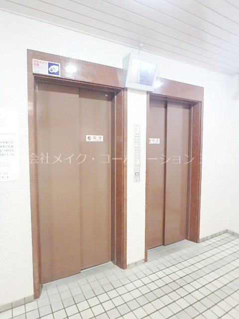 ロビー