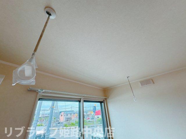その他　室内物干し付き