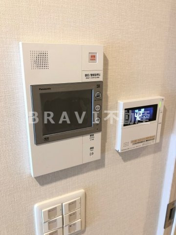 セキュリティ　【オーパスレジデンス心斎橋サウス】モニター付インターホン
