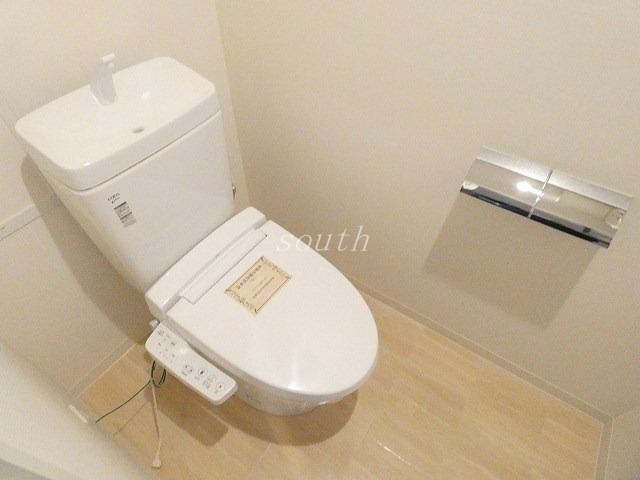 トイレ　ウォシュレット付きのトイレ