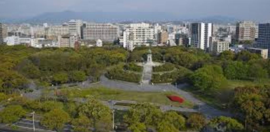 公園　東公園（公園）まで600m