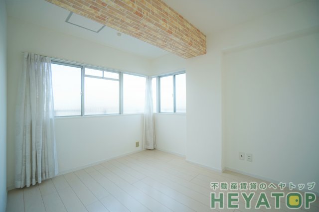 その他部屋・スペース　洋室６帖