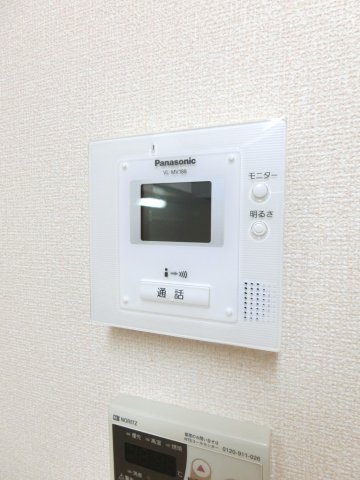 セキュリティ　モニター付きインターホン