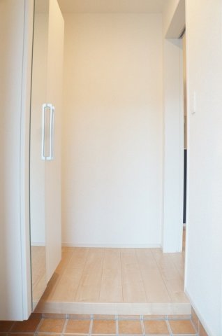 玄関　シンプルで使いやすい玄関です