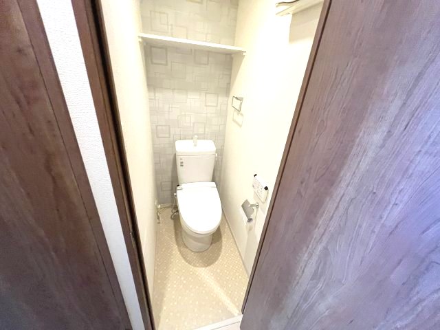 トイレ　イメージとして反転のお部屋の写真です。 間取り図を参照してく