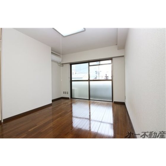 建物外観　洋室