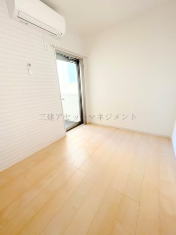 メルディア西新小岩5丁目の居間写真
