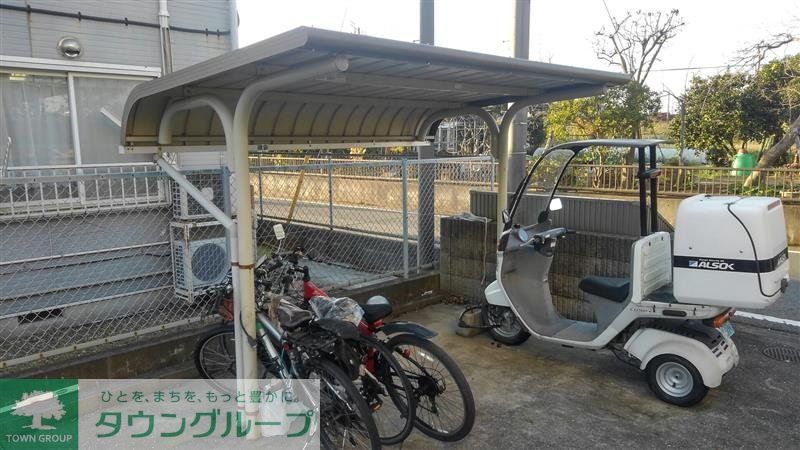 その他　駐輪場完備