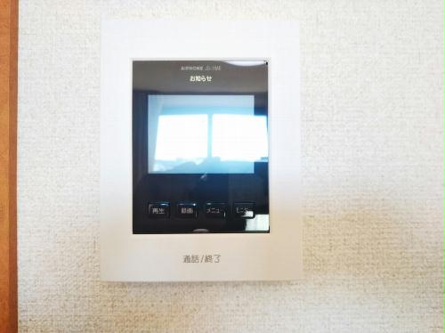 その他設備　モニター付きインターホンで安心。同タイプの写真です。
