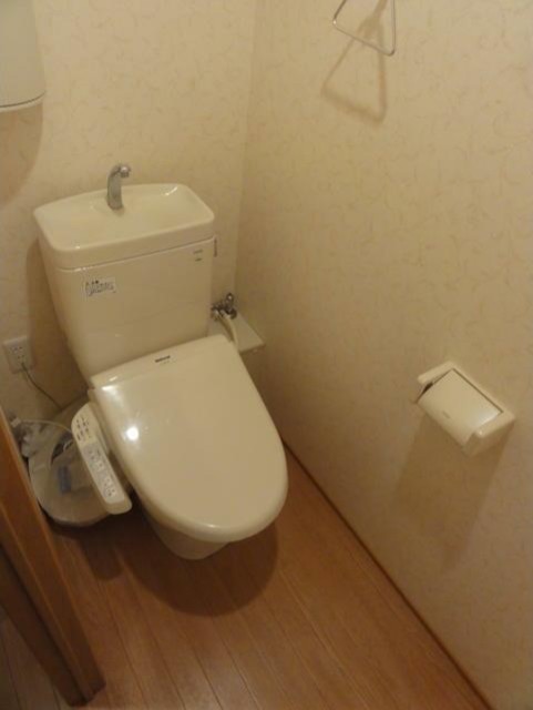 トイレ　シャワートイレ