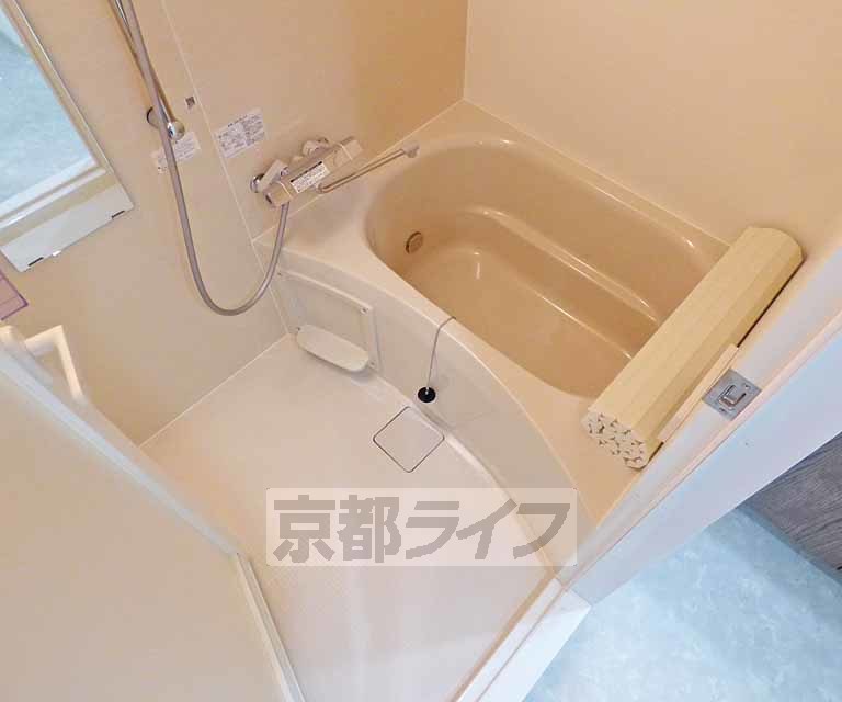 バス・シャワールーム　浴室です。