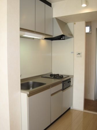 キッチン　※入居中につきイメージです。現況優先※