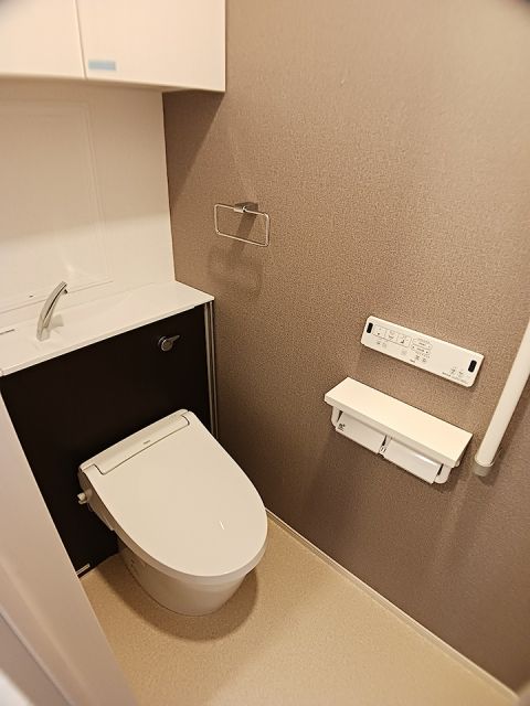 ソレイユ八条春日の内装写真