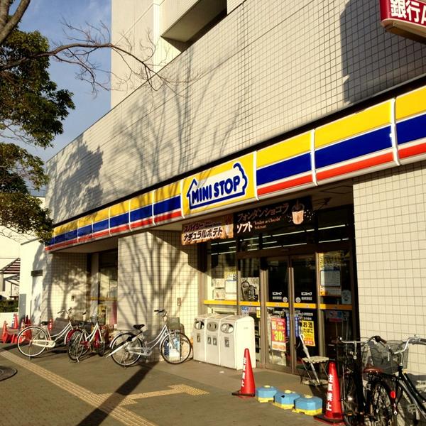 コンビニ　ミニストップ 南砂町駅前店（コンビニ）まで388m