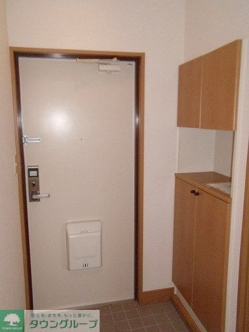 玄関　お問合せはタウンハウジングまで！※現地待合わせ相談可能